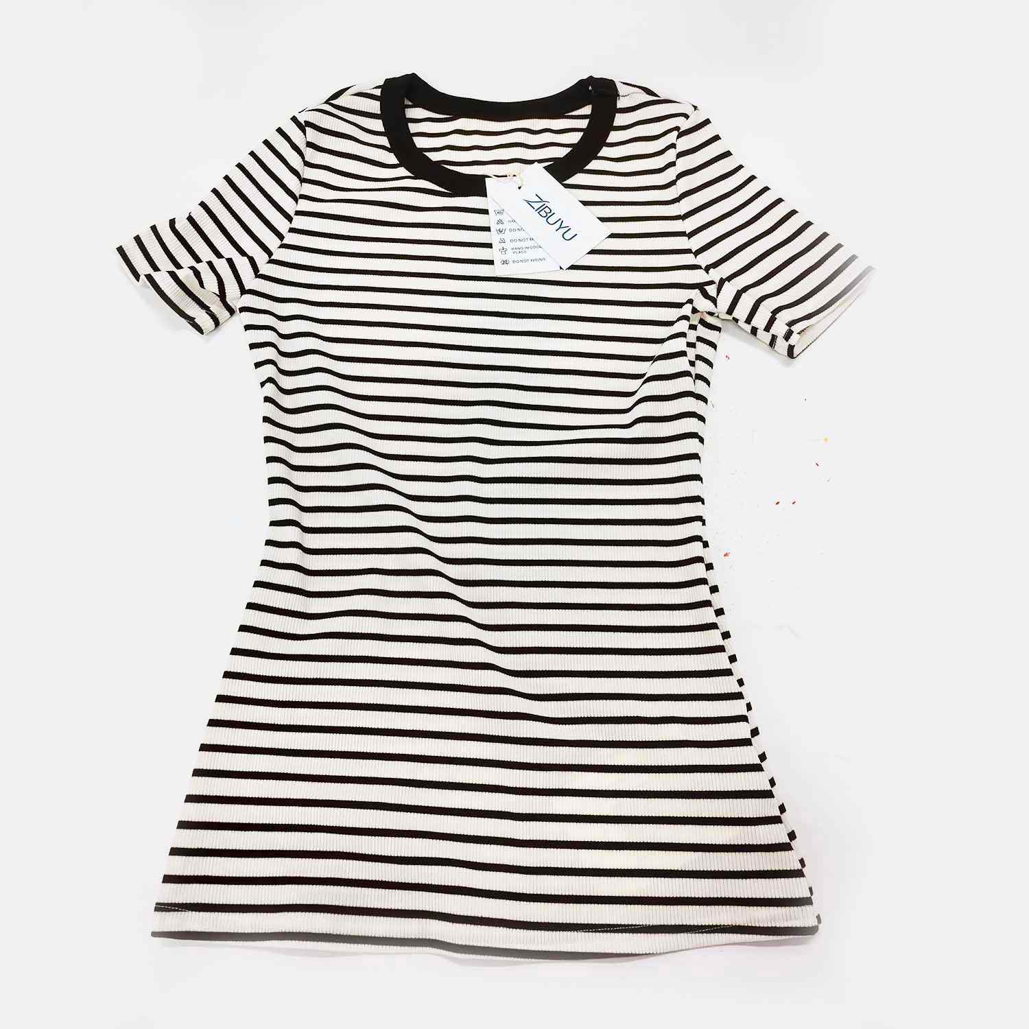 ZIBUYU Women Short Sleeve Cropped T-Shirts Crew Neck Loose Crop Tops Summer Casual Drop Shoulder Basic Tees